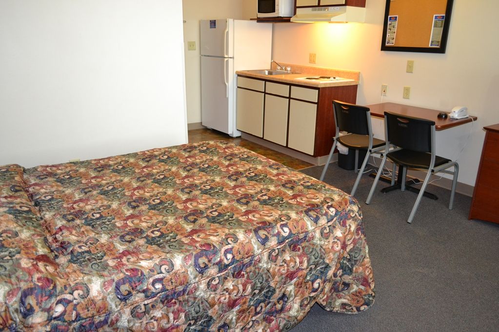 Woodspring Suites Memphis Northeast الغرفة الصورة